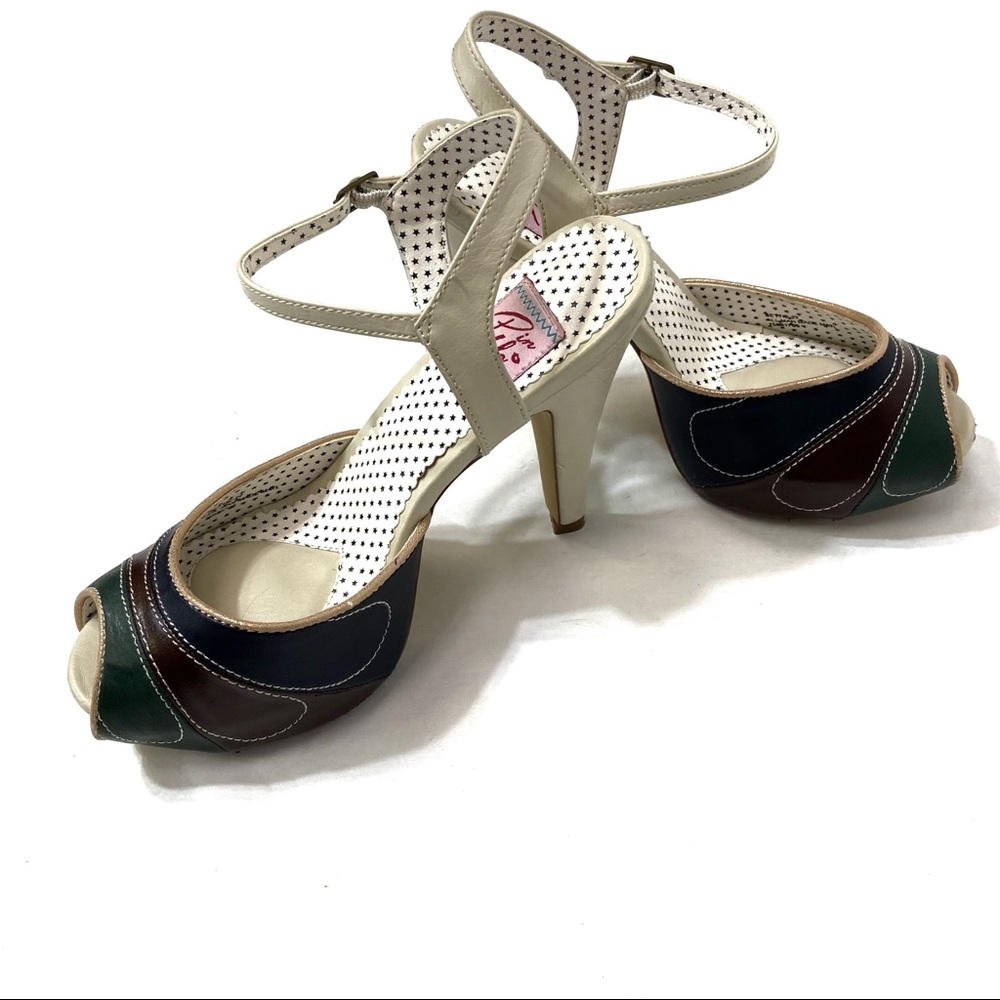 PIN UP COUTURE BETTIE RETRO ROCKABILLY PLATFORM PUMP